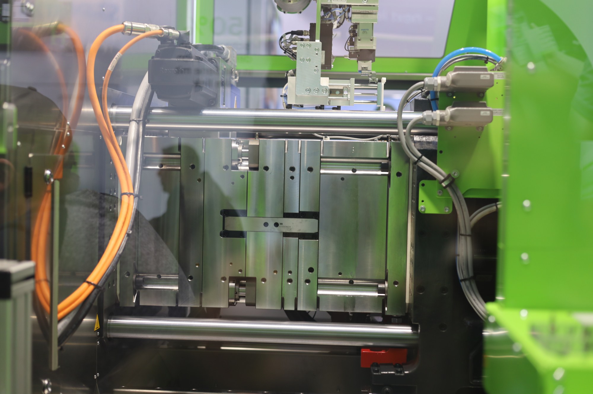KraussMaffei KM 250-1400 C2